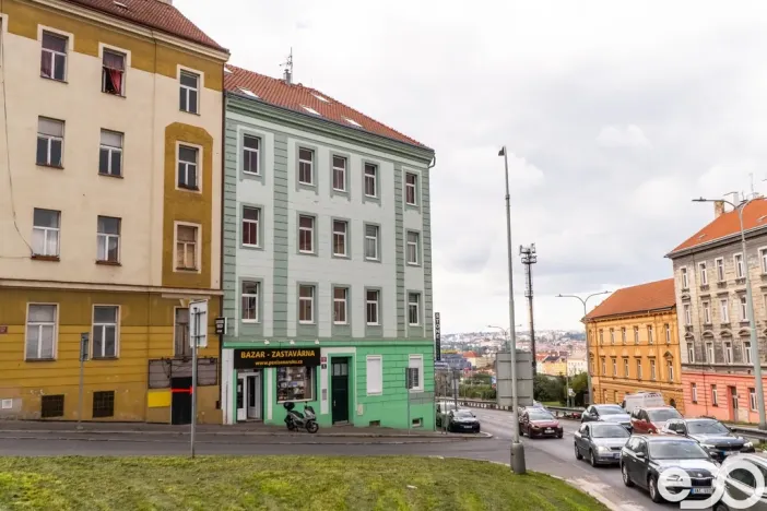 Prodej bytu 2+kk, Praha, Spojovací, 50 m2