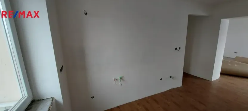 Prodej bytu 2+1, Kladno - Kročehlavy, Otevřená, 63 m2