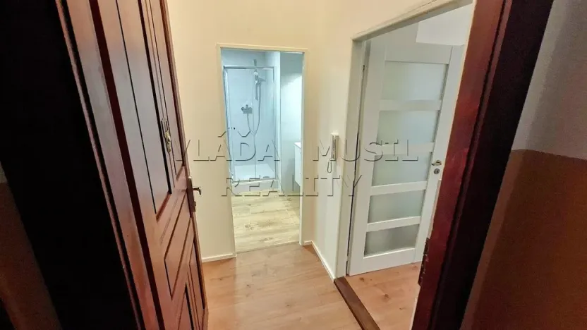 Pronájem bytu 1+1, Praha - Libeň, Novákových, 37 m2