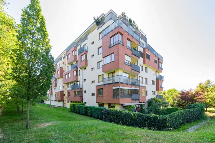 Prodej bytu 4+kk, Praha - Libeň, Nad Okrouhlíkem, 113 m2