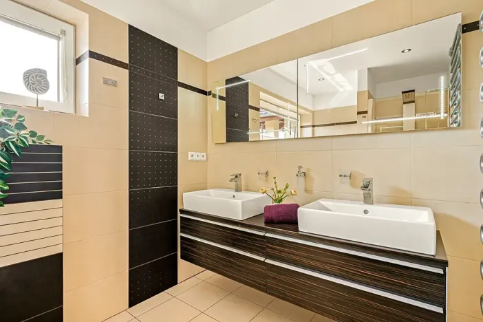 Prodej rodinného domu, Doksy, Severní, 342 m2