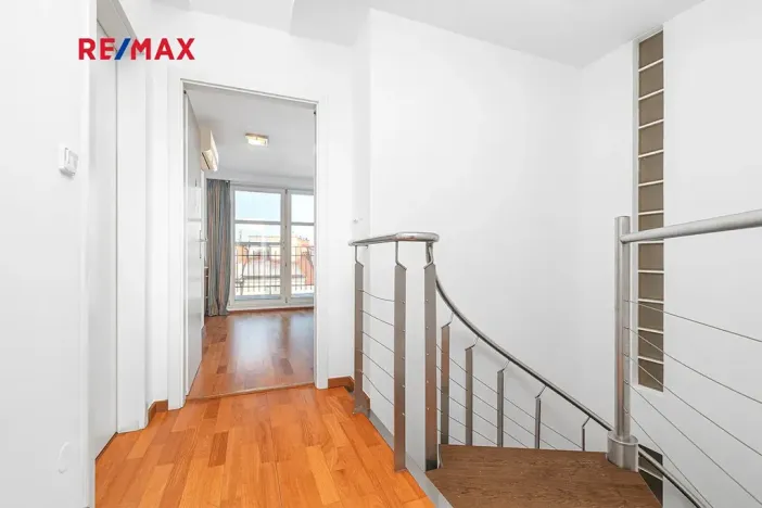 Prodej bytu 3+kk, Praha - Holešovice, Dobrovského, 107 m2