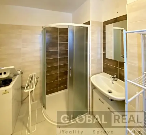 Pronájem bytu 2+1, Jihlava, Vrchlického, 51 m2