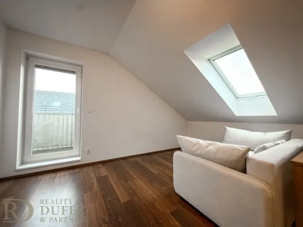 Pronájem bytu 2+kk, Mukařov, Šípková, 51 m2