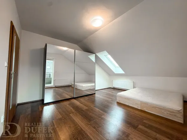 Pronájem bytu 2+kk, Mukařov, Šípková, 51 m2