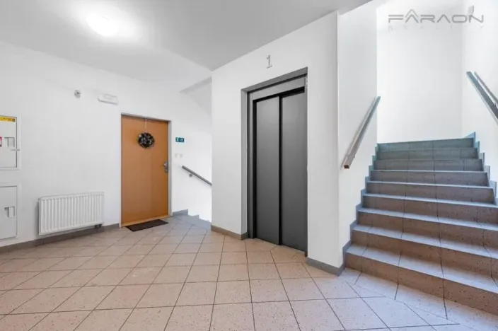 Prodej bytu 3+kk, Praha - Štěrboholy, Laudonova, 76 m2