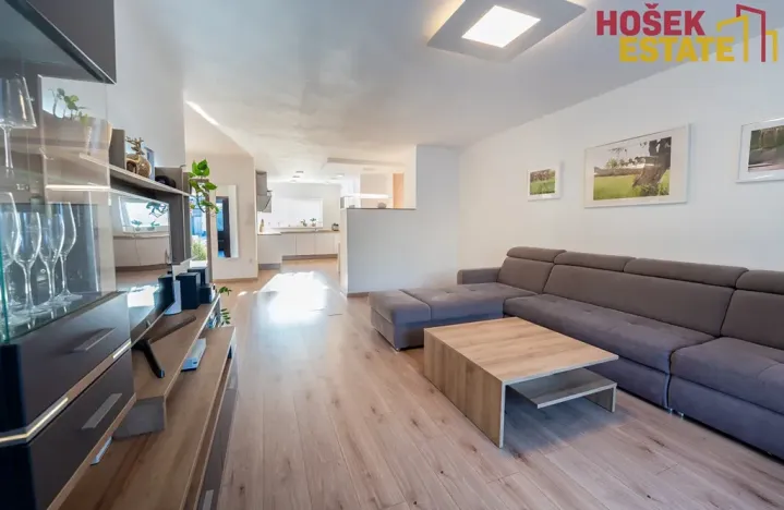 Prodej rodinného domu, Ochoz u Brna, Pod Skalkou, 156 m2