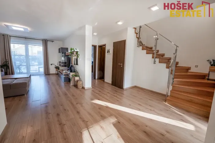 Prodej rodinného domu, Ochoz u Brna, Pod Skalkou, 156 m2