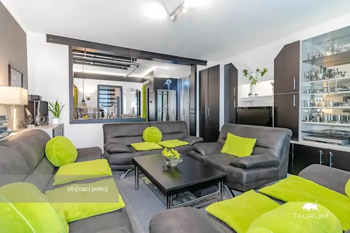 Prodej bytu 3+1, Kvíčovice, 89 m2