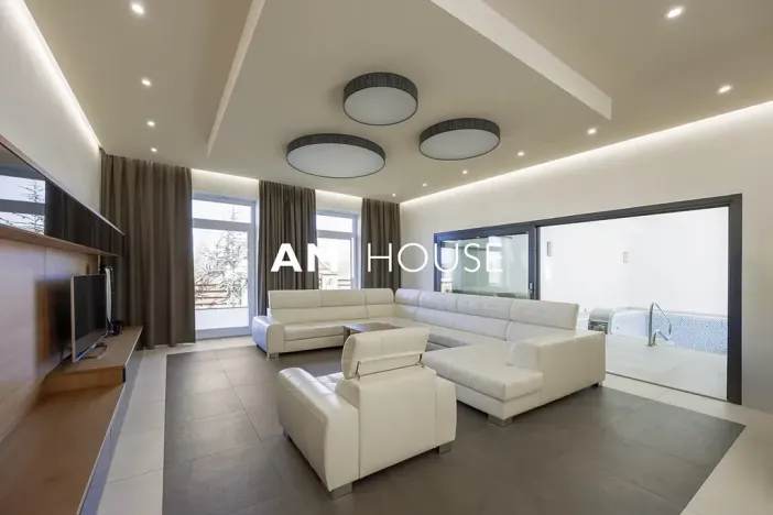 Prodej rodinného domu, Praha - Pitkovice, Křemenáčová, 330 m2