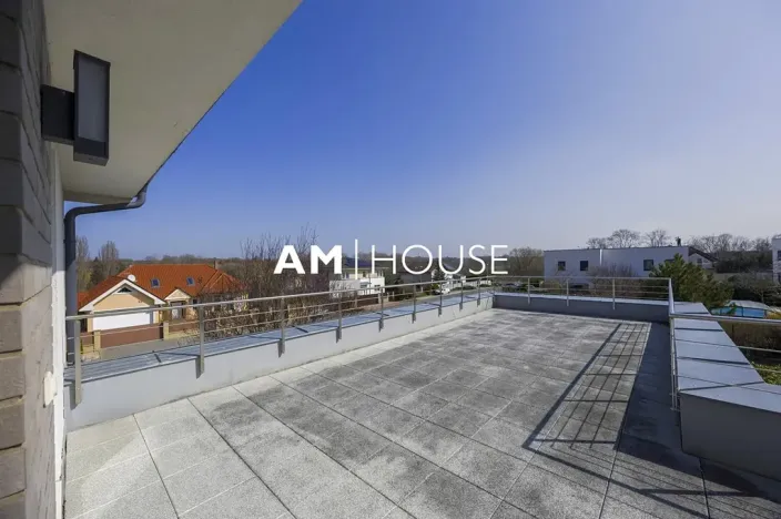 Prodej rodinného domu, Praha - Pitkovice, Křemenáčová, 330 m2