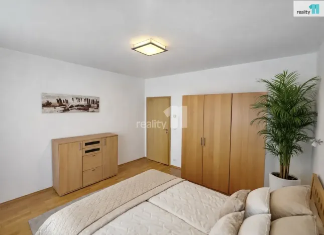 Pronájem bytu 2+kk, Praha - Jinonice, Hlubocká, 72 m2