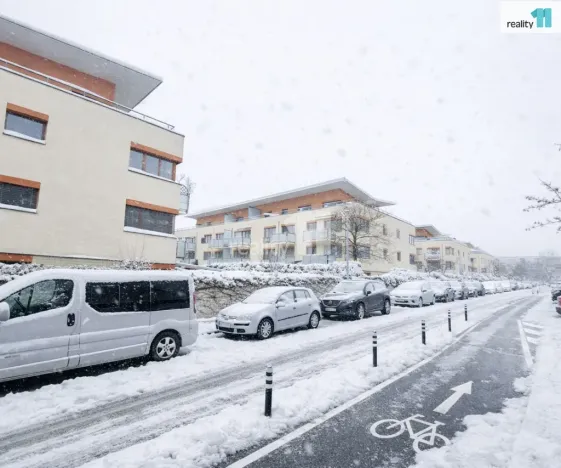 Pronájem bytu 2+kk, Praha - Jinonice, Hlubocká, 72 m2