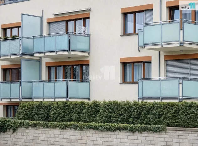 Pronájem bytu 2+kk, Praha - Jinonice, Hlubocká, 72 m2