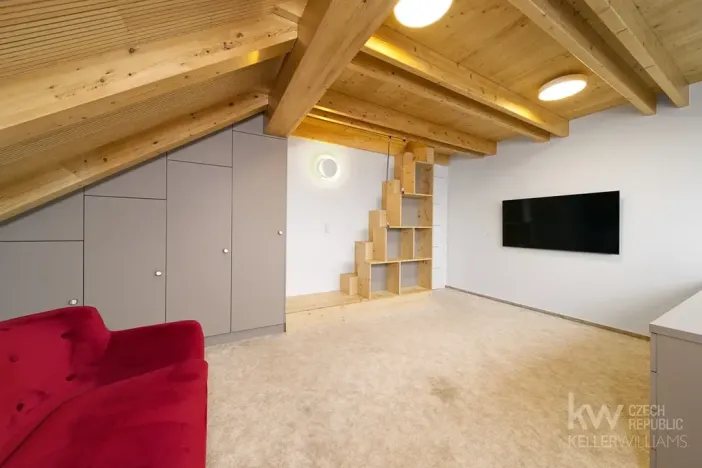 Prodej rodinného domu, Loučná pod Klínovcem, 486 m2