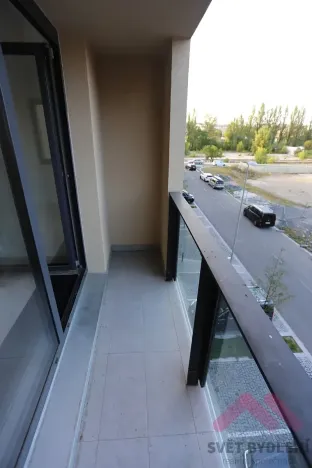 Pronájem bytu 1+kk, Praha - Karlín, U Mlýnského kanálu, 40 m2