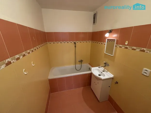 Prodej bytu 2+1, Plzeň, Ke Sv. Jiří, 66 m2