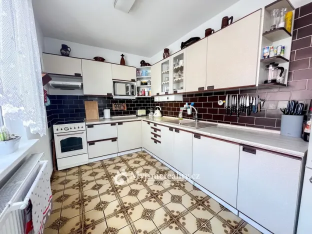 Prodej rodinného domu, Dyjákovičky, 189 m2