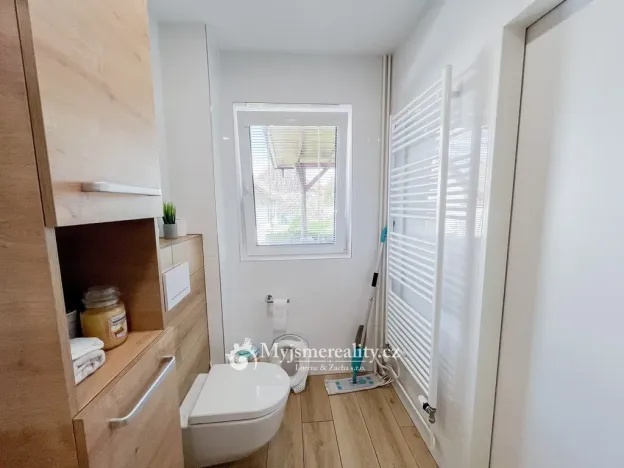 Prodej rodinného domu, Dyjákovičky, 189 m2