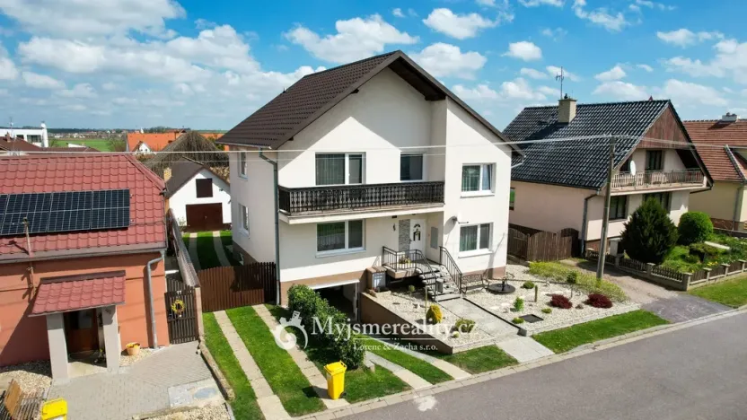 Prodej rodinného domu, Dyjákovičky, 189 m2