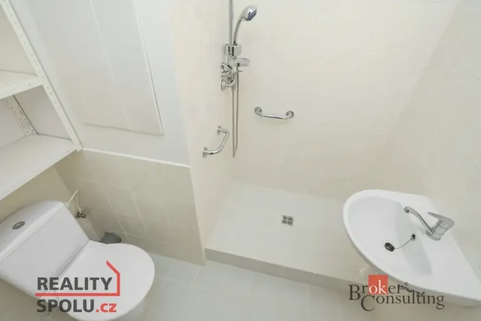 Pronájem bytu 1+1, Jablonec nad Nisou, Jizerská, 40 m2