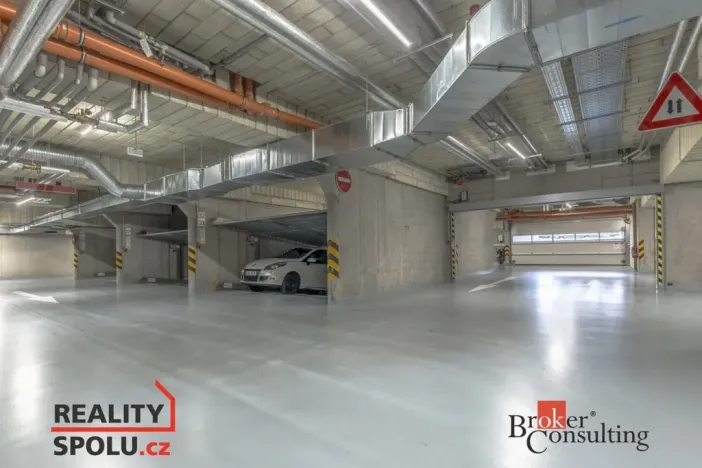 Prodej bytu 1+kk, Praha - Dolní Chabry, Ústecká, 31 m2