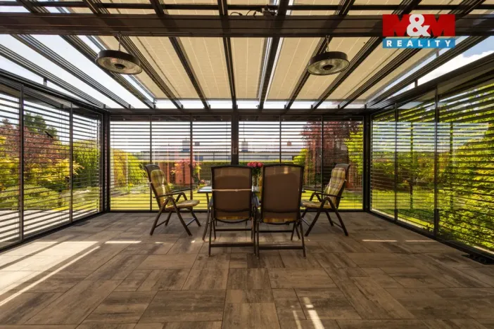 Prodej rodinného domu, Veltrusy, U Stadionu, 180 m2