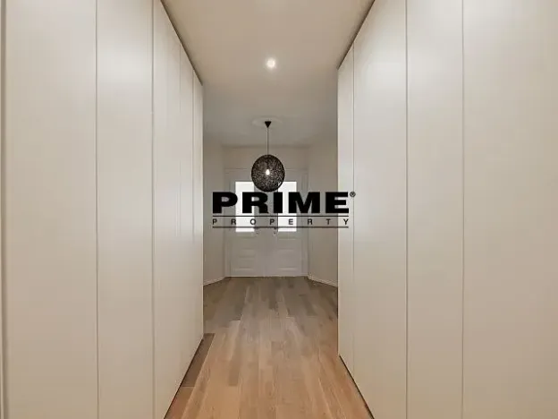 Pronájem bytu 3+1, Praha - Vinohrady, náměstí Jiřího z Poděbrad, 139 m2