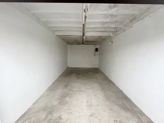Pronájem garáže, Újezdeček, 20 m2