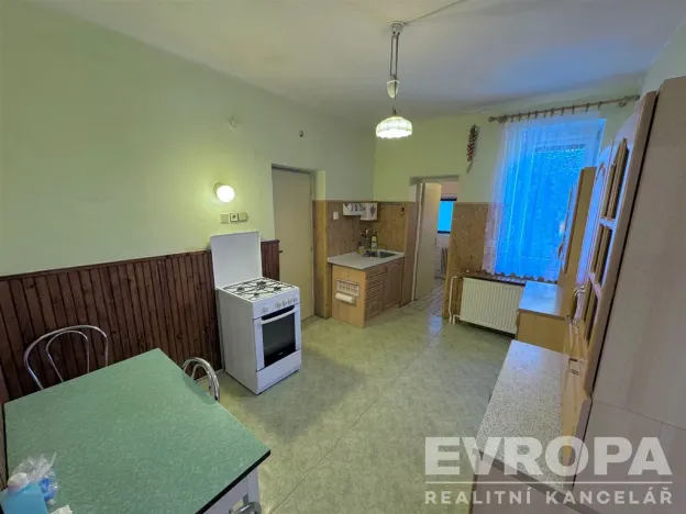 Prodej rodinného domu, Plzeň - Doubravka, Na Dlouhých, 200 m2