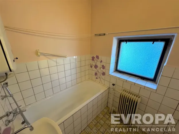 Prodej rodinného domu, Plzeň - Doubravka, Na Dlouhých, 200 m2