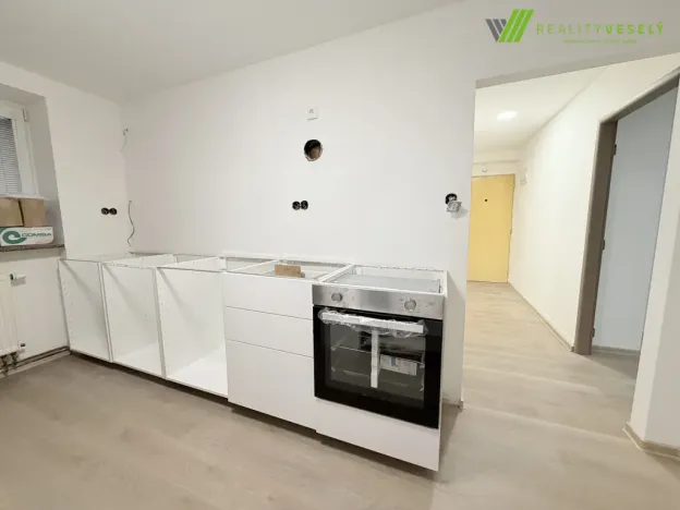 Pronájem bytu 2+1, Hodonín, nám. B. Martinů, 61 m2