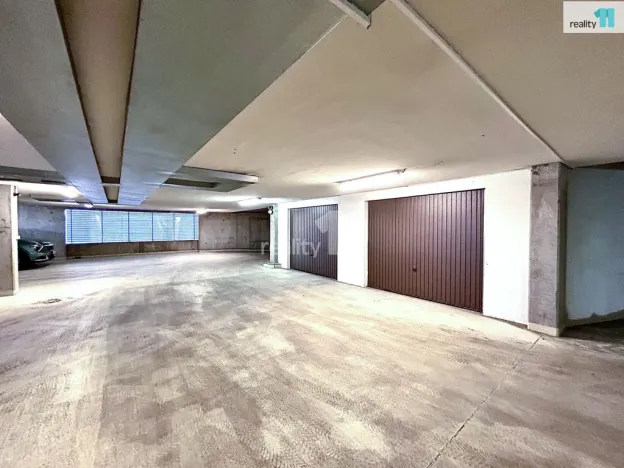 Prodej garáže, Liberec - Liberec VII-Horní Růžodol, Jeronýmova, 20 m2