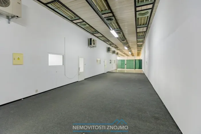 Pronájem skladu, Znojmo, Uhelná, 450 m2