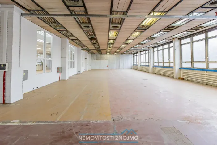 Pronájem skladu, Znojmo, Uhelná, 450 m2