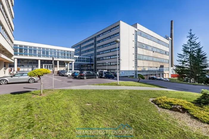 Pronájem skladu, Znojmo, Uhelná, 450 m2