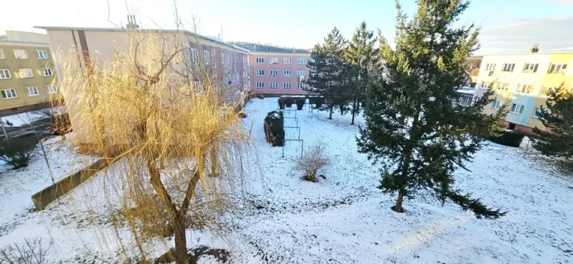 Prodej bytu 2+1, Kralupy nad Vltavou - Lobeček, nám. Mládežníků, 53 m2