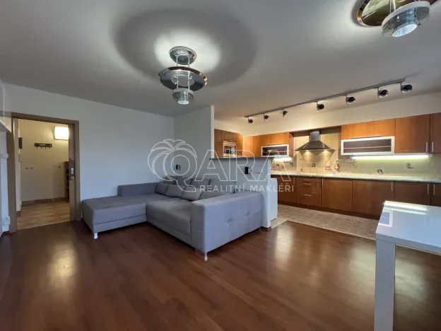 Pronájem bytu 3+kk, Praha - Braník, Novodvorská, 67 m2