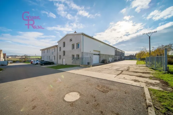 Prodej skladu, Těmice, 2178 m2