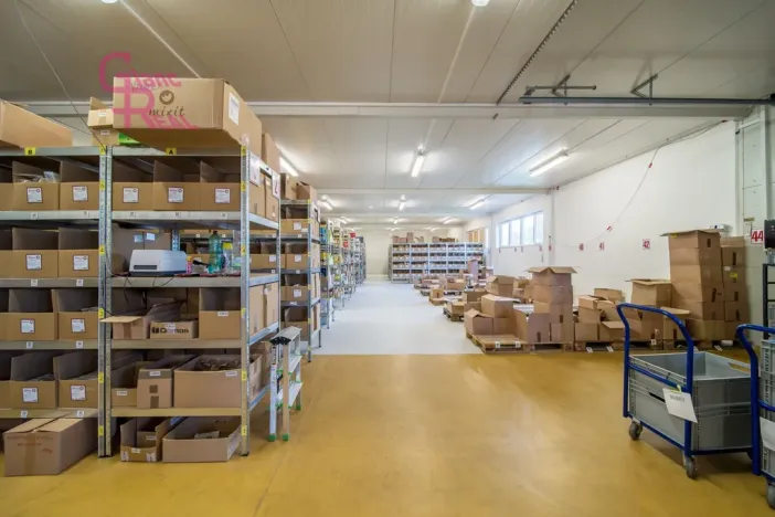 Prodej výrobních prostor, Těmice, 2178 m2