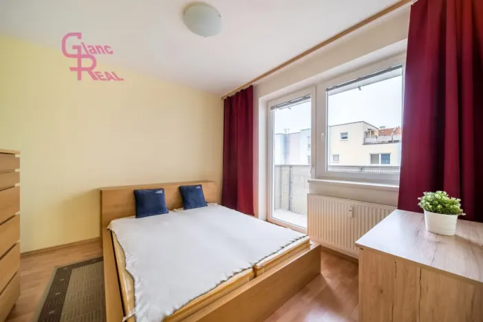 Pronájem bytu 2+kk, Brno, Zderadova, 51 m2