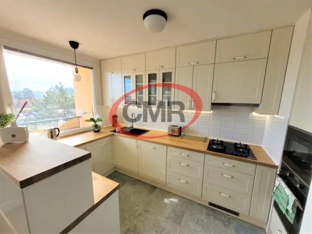 Prodej bytu 3+1, Praha, Hněvkovského, 77 m2