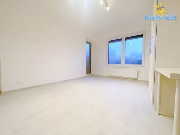 Pronájem bytu 2+kk, Praha - Záběhlice, Klapálkova, 58 m2