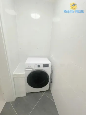 Pronájem bytu 2+kk, Praha - Záběhlice, Klapálkova, 58 m2