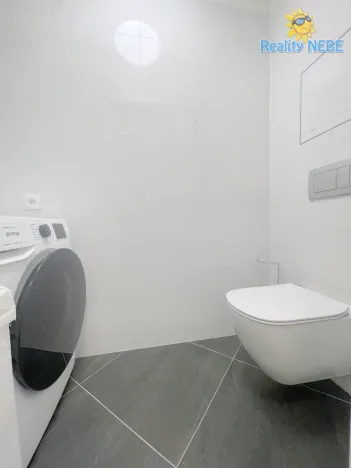 Pronájem bytu 2+kk, Praha - Záběhlice, Klapálkova, 58 m2