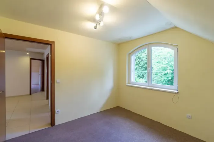 Prodej rodinného domu, Praha - Radotín, Na Viničkách, 200 m2