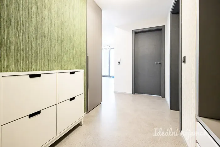 Pronájem bytu 2+kk, Praha - Modřany, Mezi vodami, 80 m2