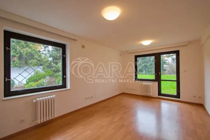 Pronájem kanceláře, Praha - Kunratice, Ke hrádku, 417 m2