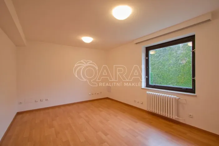 Pronájem kanceláře, Praha - Kunratice, Ke hrádku, 417 m2