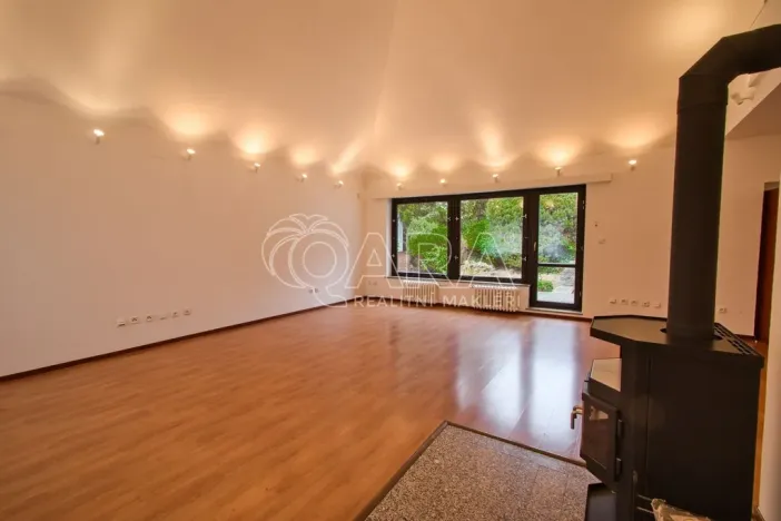 Pronájem kanceláře, Praha - Kunratice, Ke hrádku, 417 m2